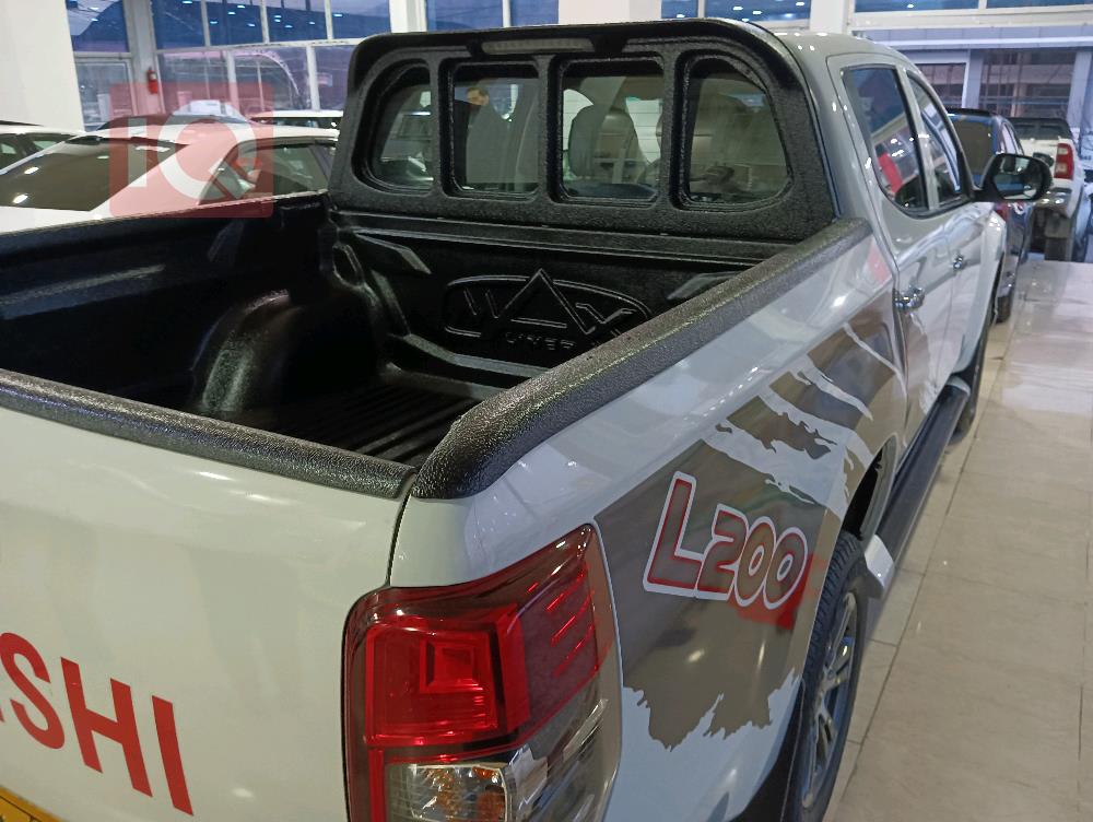 میتسوبیشی L200